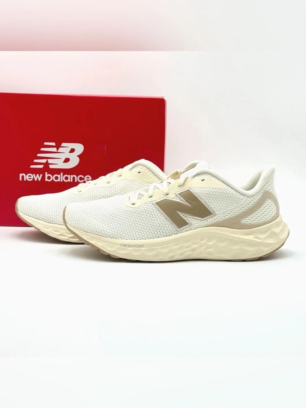 NIB New Balance Fresh Foam Arishi v4 Running Shoes Cream Womens 7